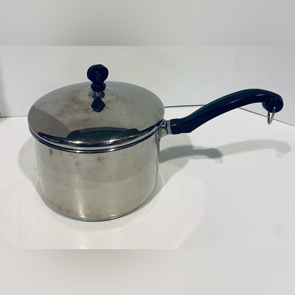 Sold - Picture 1 of 8